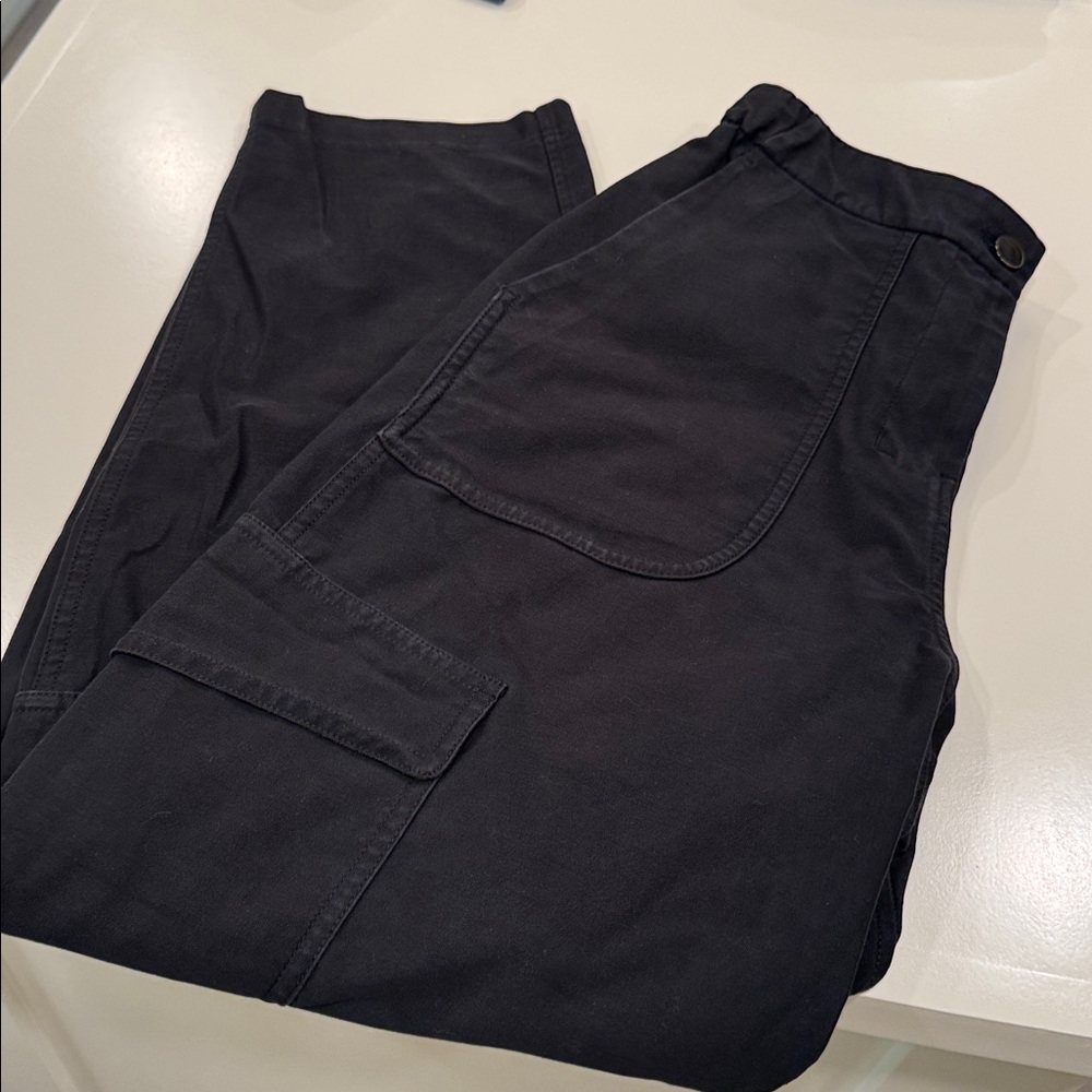 Lululemon Light Utilitech Cargo Pocket High-Rise Pant 25 Black